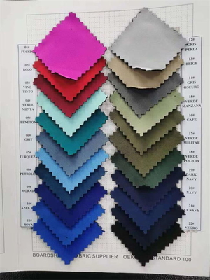 Estiramento liso da tela exterior respirável impermeável, 310gsm tela de Softshell de 3 camadas