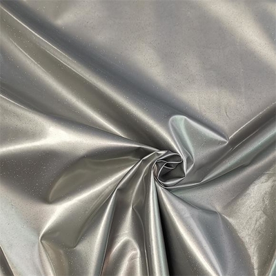 Estiramento macio impermeável de Shell Fleece Fabric 75dx75d da laminação brilhante