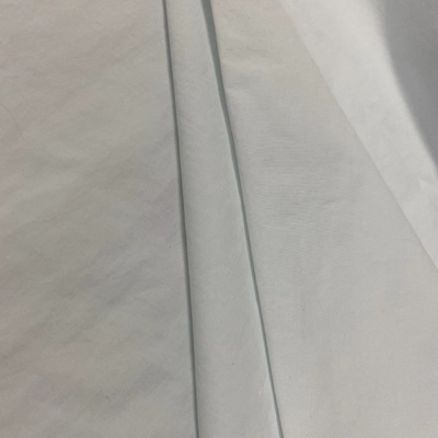 Tecido Taslon de Nylon Macio 118gsm 228t 70dx160d Sólido