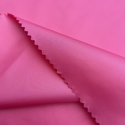 100% Poliéster 50D/72F*60D/75F 65gm 300T Taffeta membrana prensada